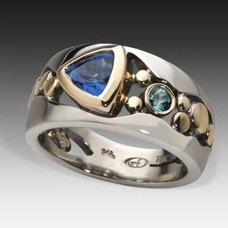 Ring mit blauem Kristall, Vintage